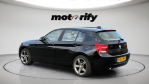 2013 BMW 1 Series 2.0 120d Se Xdrive Euro 5 (s/s) 5dr in Black — image 6