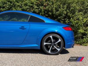 2017 Audi Tts 2.0 Tfsi Black Edition in Blue — image 5