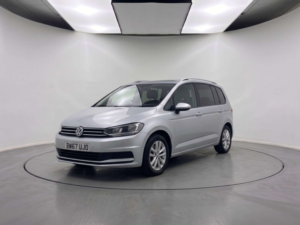 2018 Volkswagen Touran 1.2 Touran Se Family Tsi Bluemotion Technology 5dr in Silver — image 2