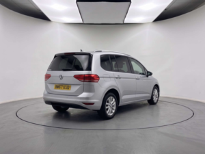 2018 Volkswagen Touran 1.2 Touran Se Family Tsi Bluemotion Technology 5dr in Silver — image 5