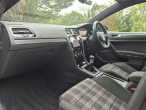 2019 Volkswagen Golf 2.0 Tsi Gti Performance in Blue — image 3