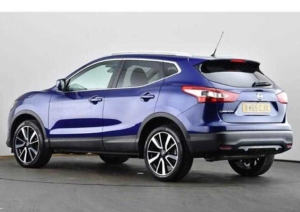 2016 Nissan Qashqai 1.6 Dig-T Tekna SUV 5dr Petrol Manual 2WD Euro 6 (s/s) (163 Ps) in Blue — image 2