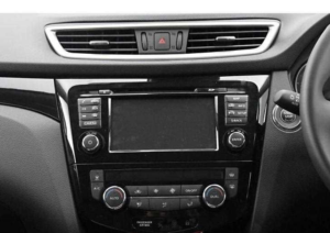 2016 Nissan Qashqai 1.6 Dig-T Tekna SUV 5dr Petrol Manual 2WD Euro 6 (s/s) (163 Ps) in Blue — image 4