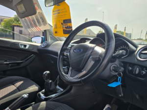 2013 Ford Fiesta 1.25 Zetec Hatchback 5dr Petrol Manual Euro 5 (82 Ps) in Blue — image 5