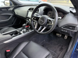 2022 Jaguar Xe 2.0 D200 Mhev R-Dynamic Hse Auto Euro 6 (s/s) 4dr in Blue — image 2