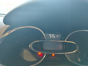 2015 Renault Clio 1.2 Dynamique Medianav 1.2 16v 75 in Yellow — image 5