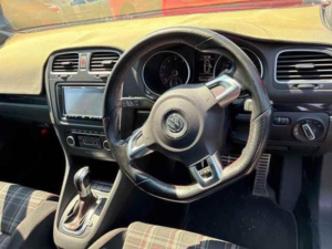 2011 Volkswagen Golf 2.0 Tsi Gti DSG Euro 5 5dr in Red — image 3