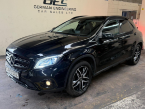 2019 Mercedes-Benz Gla 1.6 Gla180 Urban Edition 7g-Dct Euro 6 (s/s) 5dr in Black — image 2