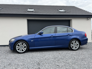 2010 BMW 3 Series 3.0 330d Se Saloon in Blue — image 6