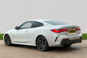 2022 BMW 4 Series 2.0 420i M Sport Coupe 2dr Petrol Auto Euro 6 (s/s) (184 Ps) in White — image 5