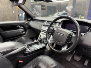 2018 Land Rover Range Rover 3.0 Td V6 Urban Autobiography in Grey — image 5