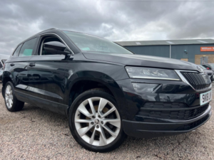 2018 Skoda Karoq 1.5 Tsi Se L in Black — image 3