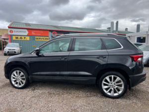 2018 Skoda Karoq 1.5 Tsi Se L in Black — image 6