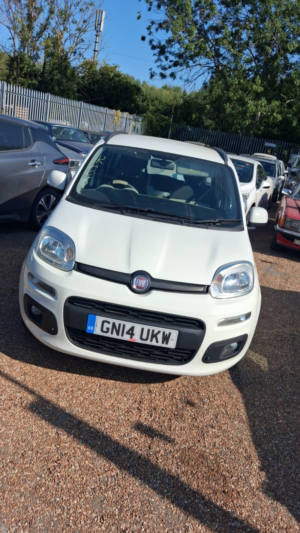 2014 Fiat Panda 1.2 Lounge Hatchback 5dr Petrol Manual Euro 6 (69 Bhp) in White — image 2