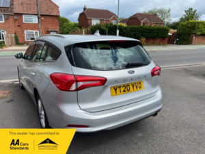 2020 Ford Focus Zetec Tdci in Silver — image 6