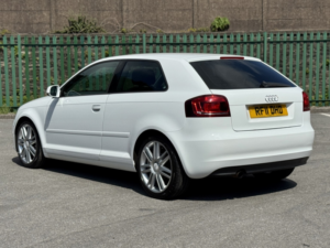 2011 Audi A3 2.0 Tdi in White — image 2