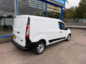 2022 Ford Transit Connect 1.5 250 Ecoblue Leader Panel Van 5dr Diesel Manual L2 Euro 6 100 Ps in White — image 6