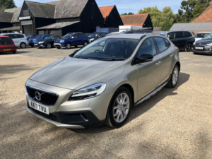 2017 Volvo V40 Cross Country 1.5 Cross Country Pro T3 Automatic in Gold — image 6