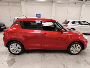 2018 Suzuki Swift 1.0 Boosterjet Sz-T in Red — image 6