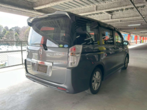 2011 Honda Stepwagon 2.0 Spada S 5dr 8 Seats in Grey — image 3