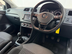 2014 Volkswagen Polo 1.2 Tsi Bluemotion Tech Se Euro 6 (s/s) 3dr — image 4