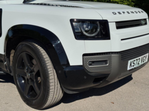 2023 Land Rover Defender 110 3.0 D250 Mhev X-Dynamic S Auto 4WD Euro 6 (s/s) 5dr in White — image 3