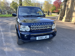 2010 Land Rover Discovery 4 3.0 Td V6 Hse in Blue — image 2