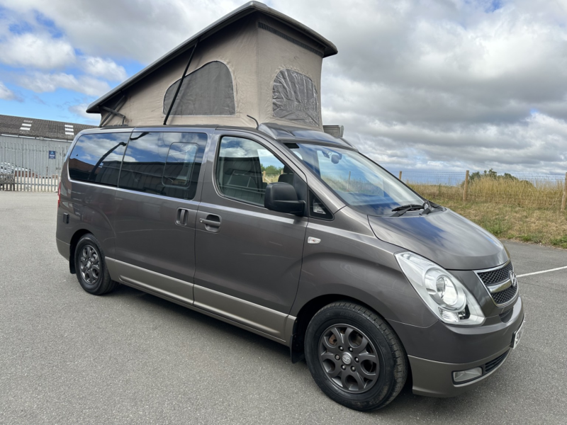 2012 Hyundai I800 2.5 Crdi Style in Grey — image 1