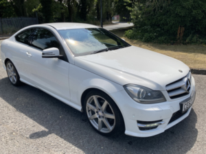 2012 Mercedes-Benz C Class 2.1 C250 Cdi Blueefficiency Amg Sport in White — image 4