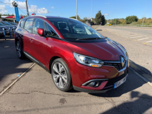 2017 Renault Grand Scenic 1.5 Dci Dynamique Nav Euro 6 (s/s) 5dr in Red — image 2
