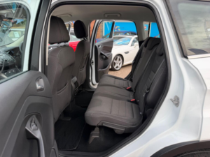 2014 Ford Kuga 1.6t Ecoboost Zetec 2WD Euro 5 (s/s) 5dr in White — image 5