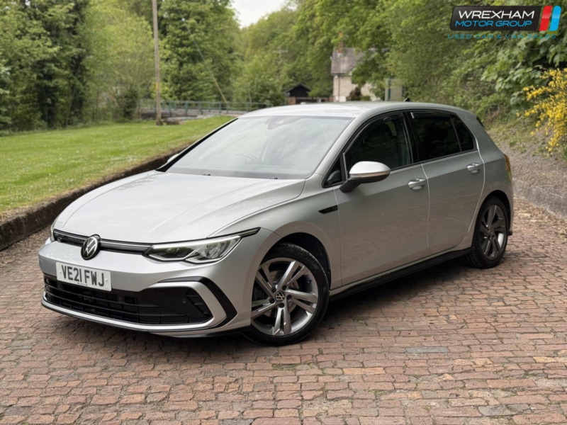 2021 Volkswagen Golf 1.5 Etsi Mhev R-Line in Silver — image 1