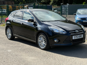 2013 Ford Focus 1.0t Ecoboost Zetec Hatchback 5dr Petrol Manual Euro 5 (s/s) (125 Ps) in Black — image 3