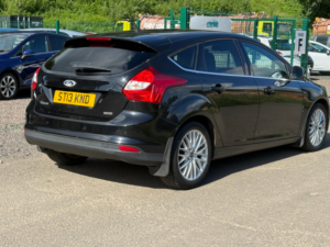 2013 Ford Focus 1.0t Ecoboost Zetec Hatchback 5dr Petrol Manual Euro 5 (s/s) (125 Ps) in Black — image 5