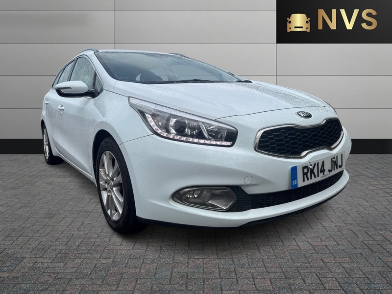 2014 Kia Ceed 1.6 Crdi Ecodynamics 2 in White — image 1