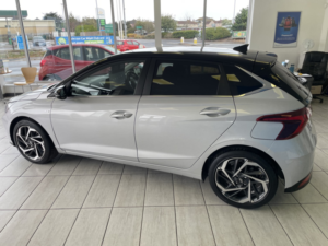 2021 Hyundai I20 1.0 I20 Ultimate 1.0t Dct 48v in Silver — image 6