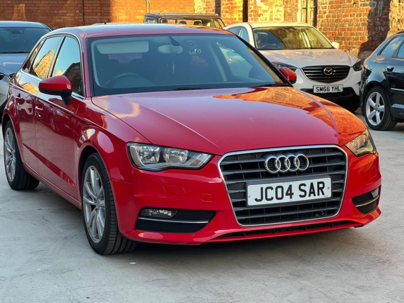 2015 Audi A3 1.6 Tdi Sport Sportback Euro 6 (s/s) 5dr in Red — image 1