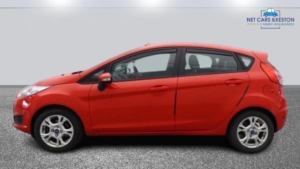 2015 Ford Fiesta 1.5 Tdci Style Hatchback 5dr Diesel Manual Euro 6 (75 Ps) in Red — image 5