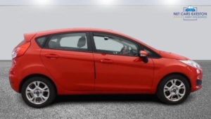 2015 Ford Fiesta 1.5 Tdci Style Hatchback 5dr Diesel Manual Euro 6 (75 Ps) in Red — image 6