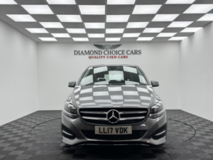 2017 Mercedes-Benz B Class 2.1 B200d Sport in Grey — image 2