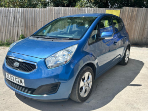 2013 Kia Venga 1.4 Ecodynamics 2 Euro 5 (s/s) 5dr in Blue — image 3