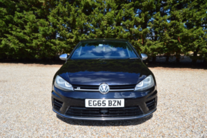 2015 Volkswagen Golf 2.0 Tsi Bluemotion Tech R in Black — image 3