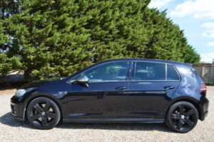 2015 Volkswagen Golf 2.0 Tsi Bluemotion Tech R in Black — image 5