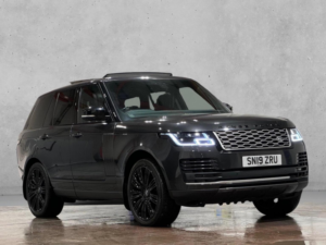 2019 Land Rover Range Rover 3.0 Sd V6 Vogue Auto 4WD Euro 6 (s/s) 5dr in Grey — image 3