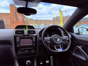 2017 Volkswagen Scirocco 2.0 Tdi R-Line in White — image 2
