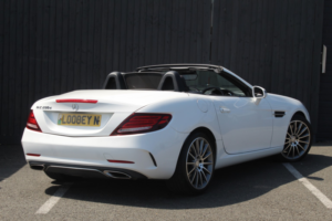 2016 Mercedes-Benz Slc 2.1 Slc250d Amg Line in White — image 6