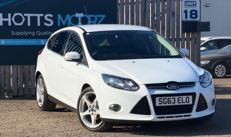 2013 Ford Focus 1.6 Tdci Titanium Navigator in White — image 1