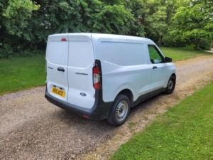 2024 Ford Transit Courier 1.0 Ecoboost Leader Auto Swb Euro 6 (s/s) 4dr in White — image 4