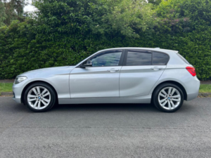2017 BMW 1 Series 1.5 118i Sport Auto Euro 6 (s/s) 5dr in Silver — image 2