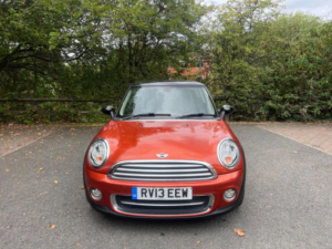2013 MINI Hatch 1.6 Cooper Euro 5 (s/s) 3dr in Orange — image 2